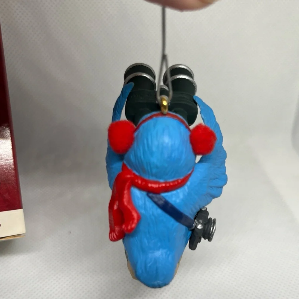 Hallmark 1993 Keepsake Ornament Bird‎ Watcher